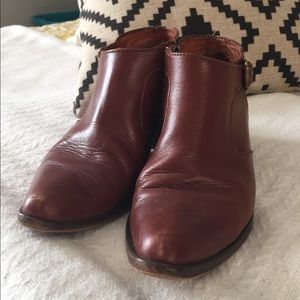 Madewell cognac booties
